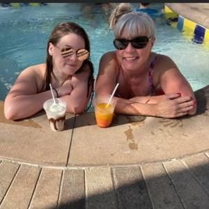 Meet your Posher, Michaela